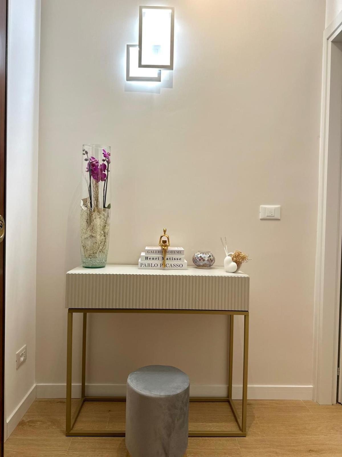 Maryam Vatican Apartment *
